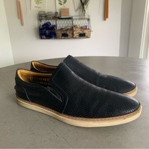 Donald J. Pliner Travis Perforated Black Leather Slip-on Loafers Minimalist